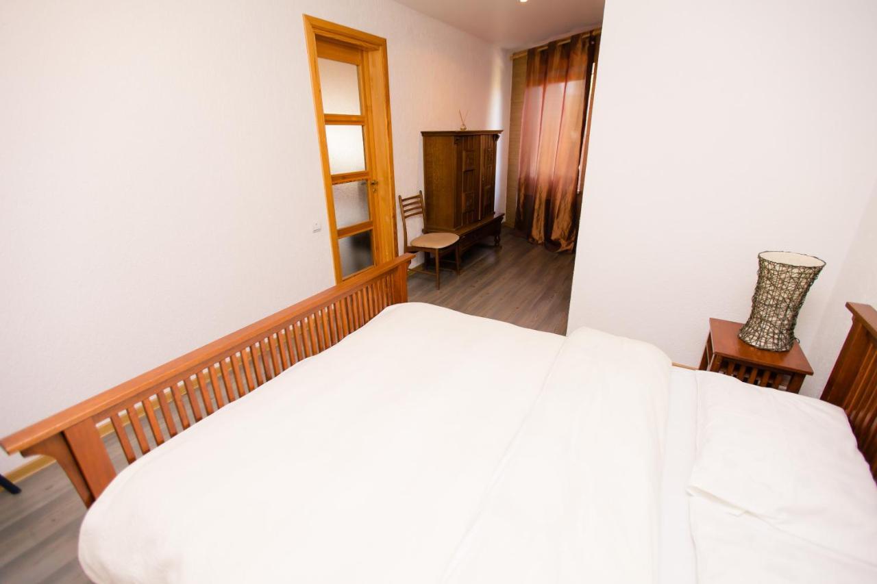 Old Town Apartments Alytus Bagian luar foto